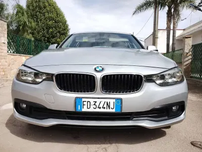 Usata BMW 318 Advantage 150 CV (110 kW) 2016 Argento Station wagon