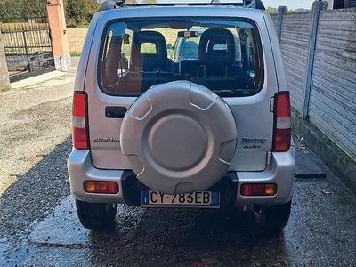 Usata Suzuki Jimny 85 CV (62 kW) 2005 Grigio SUV