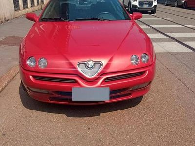 Second-hand Alfa Romeo GTV 150 CP (110 kW) 2002 Roșu Coupe