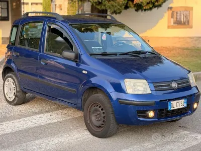Usata Fiat Panda Dynamic 54 CV (39 kW) 2007 Blu Utilitaria