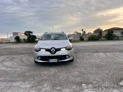 Usata Renault Clio 75 CV (55 kW) 2016 Grigio Station wagon