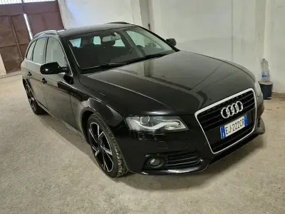 Usata Audi A4 143 CV (105 kW) 2011 Nero Station wagon