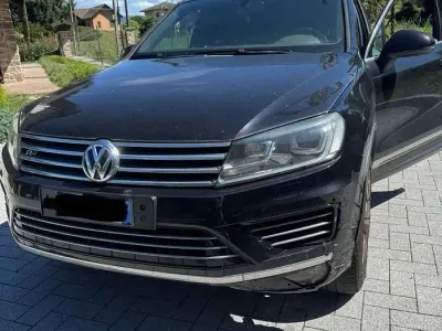 Usata VW Touareg Sportline 204 CV (150 kW) 2017 Nero SUV