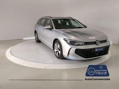 Usata VW Passat Business 122 CV (89 kW) 2024 Argento Station wagon