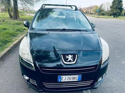Usata Peugeot 5008 112 CV (82 kW) 2011 Nero Monovolume