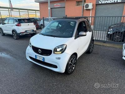Bianco Usata 2017 Smart ForTwo Cabrio Passion Cabrio | 13.500 € (Buon prezzo)