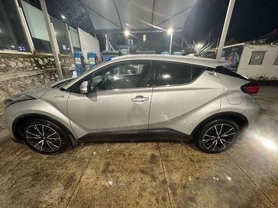 usata Toyota C-HR 1.8h Trend 2wd e-cvt