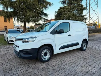 Usata Toyota Proace City City 76 CV (55 kW) 2021 Bianco Monovolume