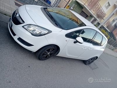 usata Opel Meriva 1.4 gpl anno2016