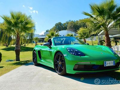 Usata Porsche 718 2023 Verde Cabrio