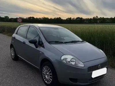 Usata Fiat Grande Punto 65 CV (47 kW) 2008 Grigio Utilitaria