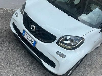 Usata Smart ForFour 71 CV (52 kW) 2019 Bianco Utilitaria