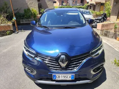 Usata Renault Kadjar Business 116 CV (85 kW) 2020 Blu/azzurro SUV