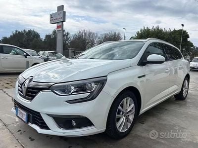 Usata Renault Mégane GrandTour Intens 116 CV (85 kW) 2019 Bianco Station wagon