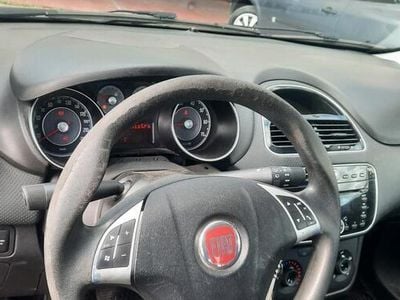 Usata Fiat Punto Evo Active 77 CV (56 kW) 2011 Blu Utilitaria