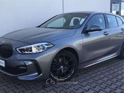 Usata BMW 118 Shadowline 136 CV (100 kW) 2022 Grigio Utilitaria