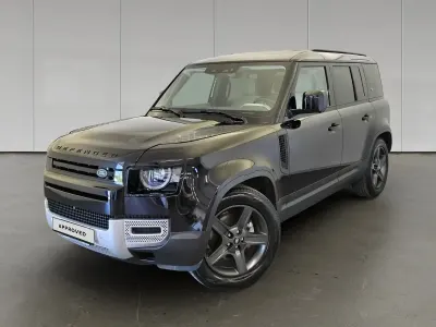 Usata Land Rover Defender SE 249 CV (183 kW) 2024 Santorini black SUV