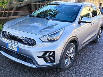 Usata Kia Niro 104 CV (76 kW) 2022 Grigio SUV