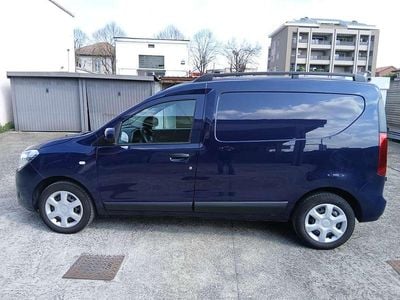 Usata Dacia Dokker 102 CV (75 kW) 2018 Blu/azzurro Monovolume