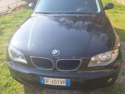 Usata BMW 120 163 CV (119 kW) 2006 Nero Utilitaria