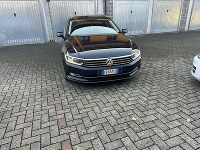 Usata VW Passat Highline 150 CV (110 kW) 2016 Nero Station wagon
