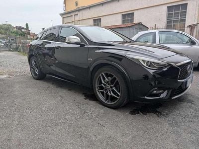 Usata Infiniti Q30 Premium 170 CV (125 kW) 2017 Nero Berlina