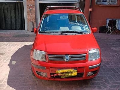 Usata Fiat Panda 69 CV (50 kW) 2005 Rosso Utilitaria