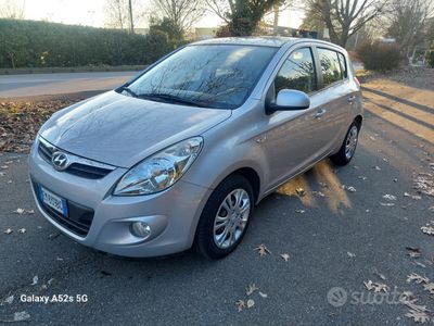 usata Hyundai i20 1.2 cc solo 60.000km ok Neopatentati