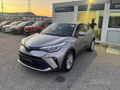 Usata Toyota C-HR Business Edition 98 CV (72 kW) 2021 Grigio SUV