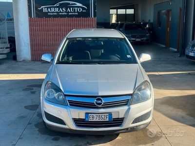 usata Opel Astra 1.6 16V VVT 5 porte Cosmo