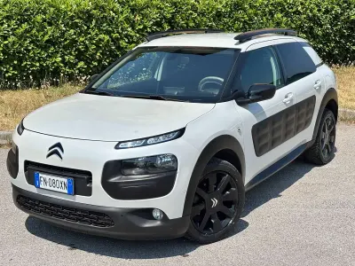 Usata Citroën C4 Shine 101 CV (74 kW) 2018 Bianco SUV