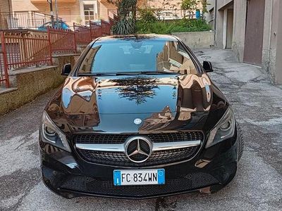 Usata Mercedes CLA200 136 CV (100 kW) 2016 Nero Station wagon