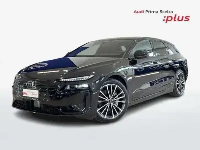 Usata Audi A6 e-tron S-Line 314 kW (428 CV) 2025 Nero Station wagon