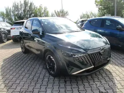 Nuova Nissan Qashqai N-Connecta 158 CV (116 kW) 2026 Verde SUV