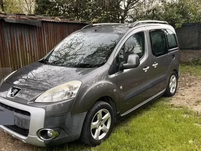 Usata Peugeot Partner 120 CV (88 kW) 2010 Grigio Monovolume