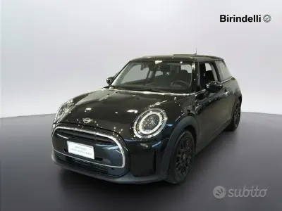 Usata Mini Cooper Business 136 CV (100 kW) 2022 Midnight black metallizzato Utilitaria
