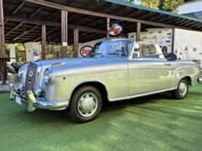 Usata Mercedes 220 100 CV (73 kW) 1957 Argento Cabrio