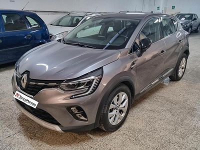 Usata Renault Captur Intens 92 CV (67 kW) 2021 Grigio SUV