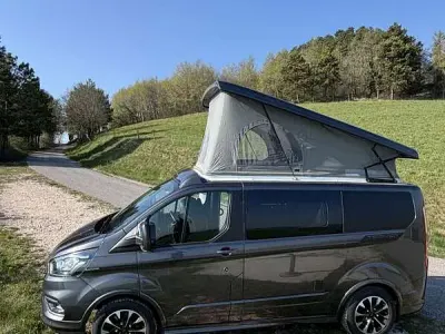 Usata Ford Tourneo Custom Sport 173 CV (127 kW) 2023 Furgone