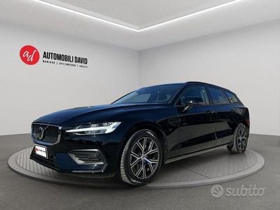 Usata Volvo V60 197 CV (144 kW) 2023 Nero Station wagon