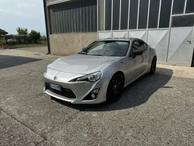 Usata Toyota GT86 GT 200 CV (147 kW) 2013 Grigio Coupé