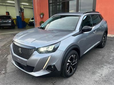 Begagnad Peugeot 2008 Allure 110 HK (80 kW) 2022 Grå SUV
