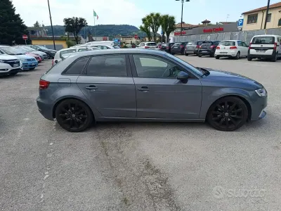 Usata Audi A3 Sport 116 CV (85 kW) 2018 Grigio Berlina