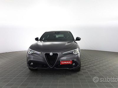 Usata Alfa Romeo Stelvio Veloce 210 CV (154 kW) 2023 Grigio vesuvio SUV