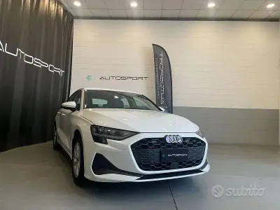 Usata Audi A3 Business 150 CV (110 kW) 2025 Bianco Berlina
