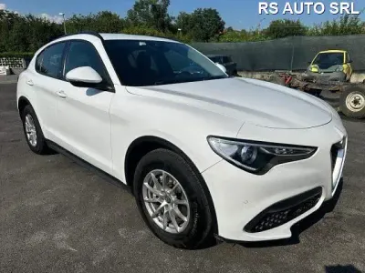 Usata Alfa Romeo Stelvio Business 190 CV (139 kW) 2020 Bianco SUV