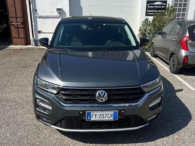Usata VW T-Roc Style 116 CV (85 kW) 2019 Grigio SUV