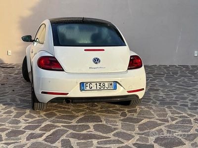 Usata VW Beetle Design 105 CV (77 kW) 2016 Bianco Utilitaria