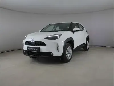 Usata Toyota Yaris Cross Active 116 CV (85 kW) 2022 Bianco SUV