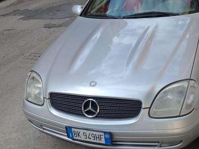Usata Mercedes SLK200 192 CV (141 kW) 2000 Argento Cabrio